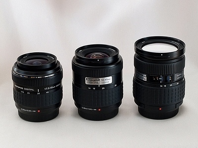 v.l.n.r.: Zuiko Digital 17.5-45mm 1:3.5-5.6, 14-45mm 1:3.5-5.6, 14-54mm 1:2.8-3.5